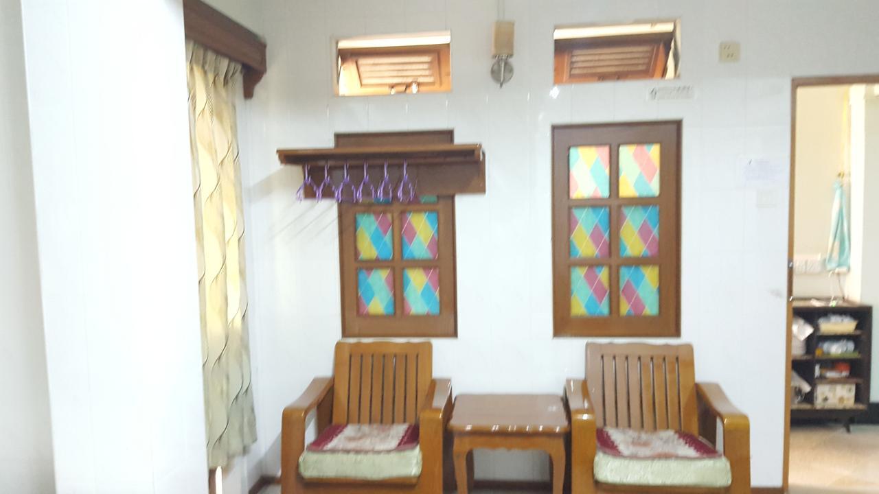 Chan Myae Guesthouse Yangón Exterior foto